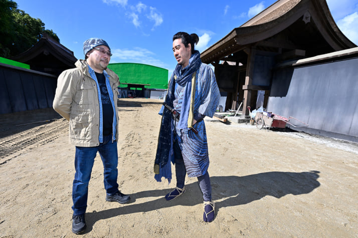 25年3号グラビア 大泉洋_2
