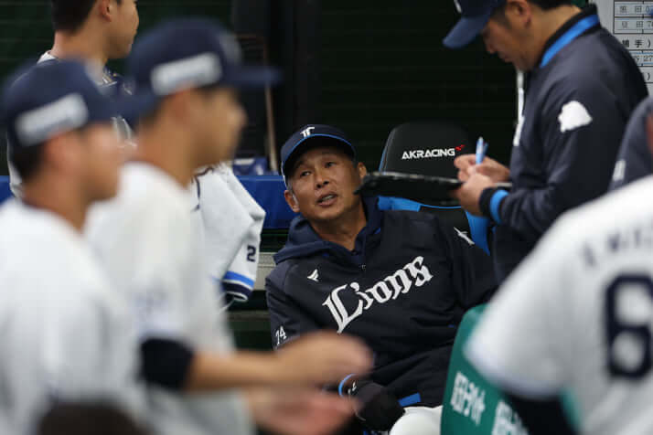 西口文也