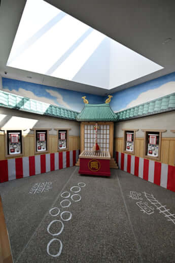 25年13号グラビア こち亀_16