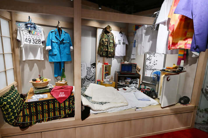 25年13号グラビア こち亀_26