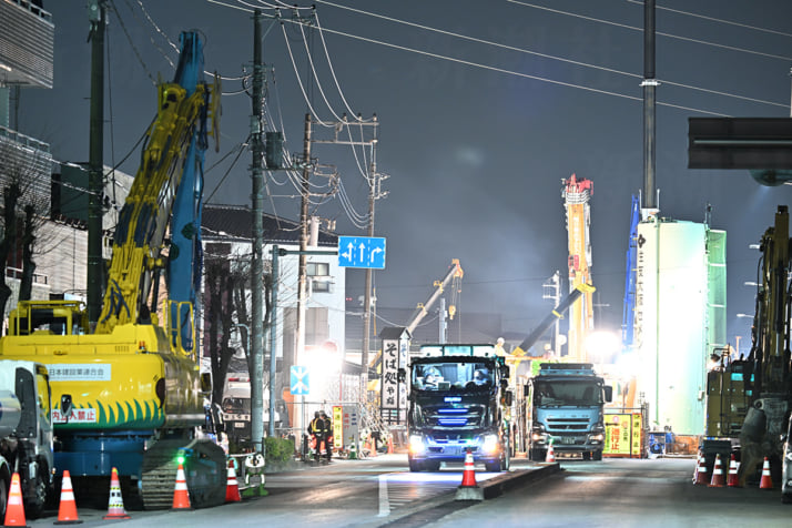 25年13号グラビア 陥没事故_11