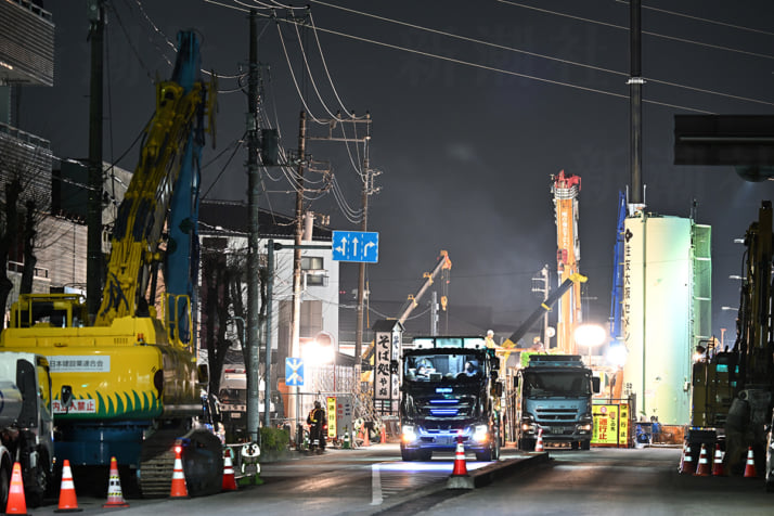 25年13号グラビア 陥没事故_2