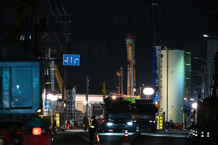 25年13号グラビア 陥没事故_6