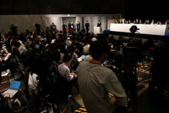 記者会見の様子