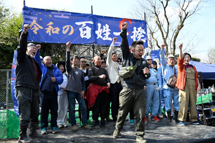 25年14号グラビア トラクター_1