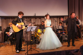 泉水いづみさん、淺野勝盛さん