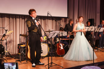 泉水いづみさん、淺野勝盛さん