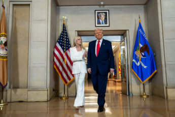 パム・ボンディ