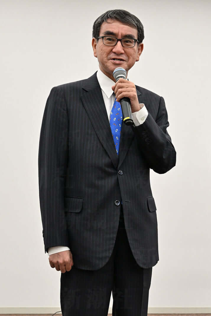 河野太郎