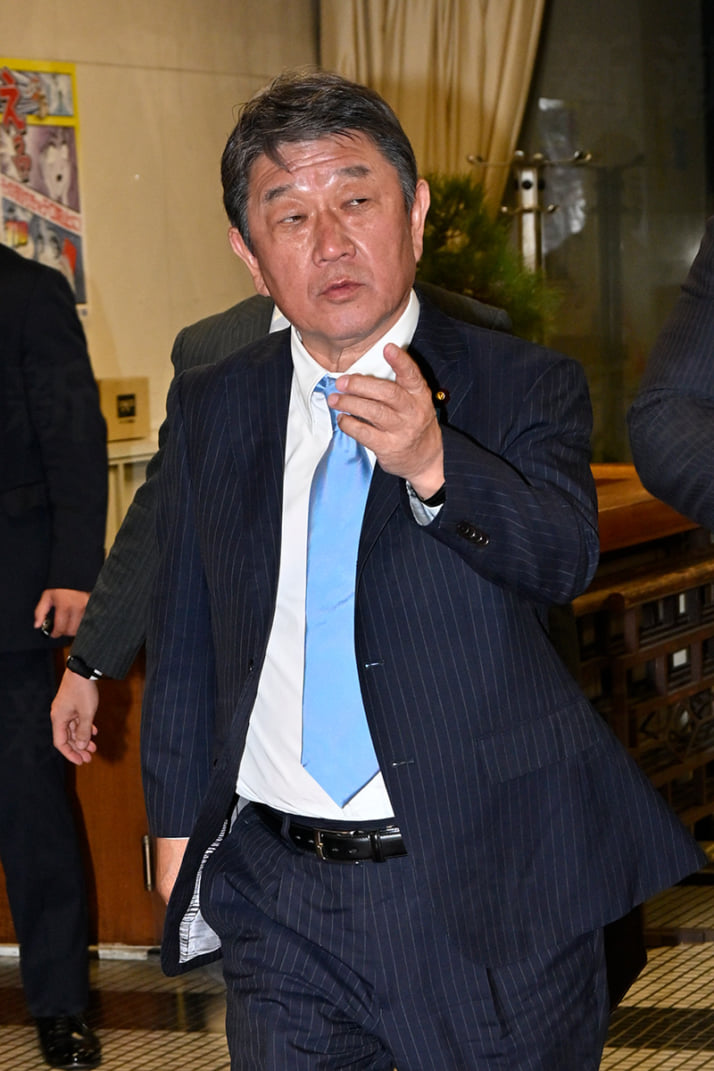 茂木敏充