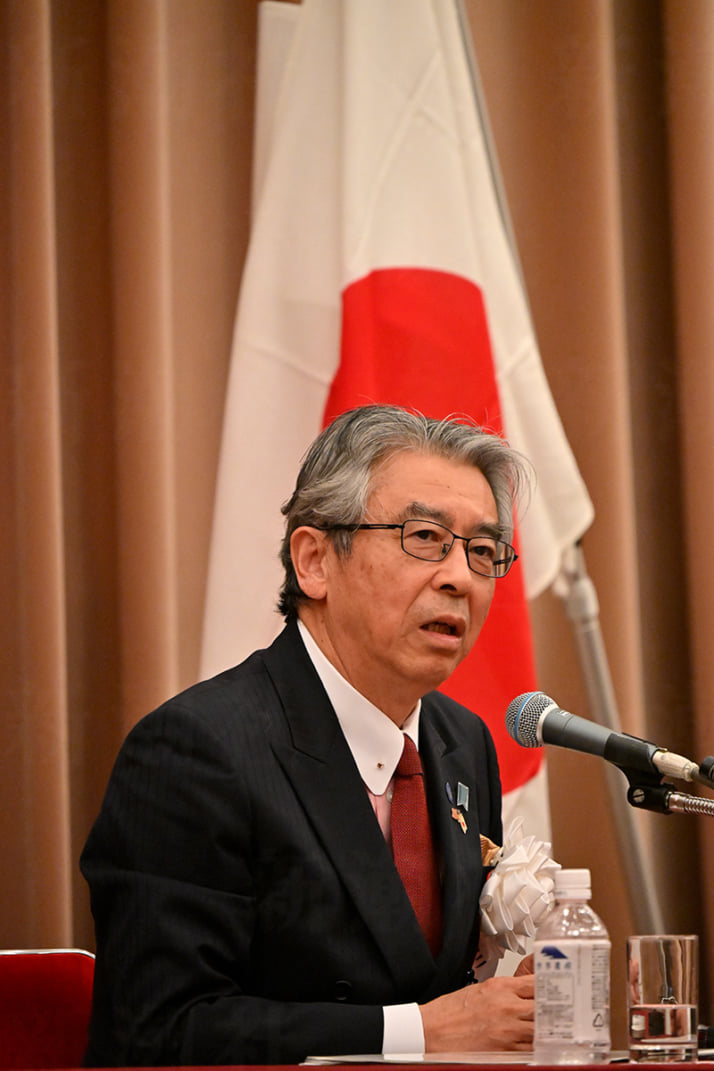 杉山晋輔