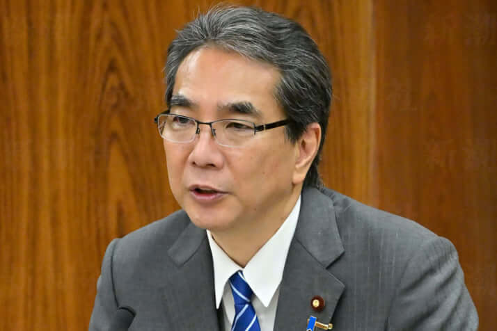 江藤拓