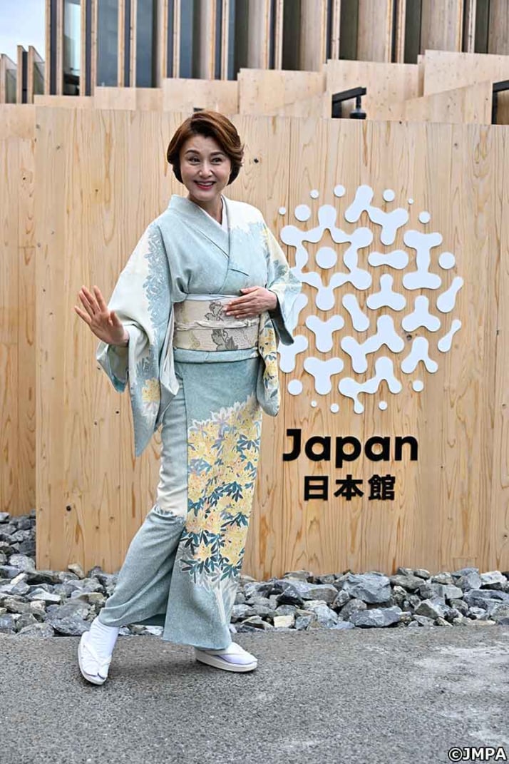 25年16号グラビア万博_3