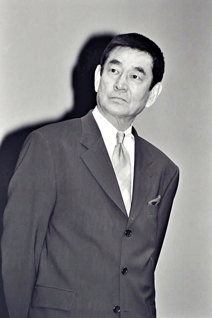 高倉健