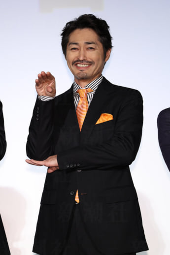 安田顕
