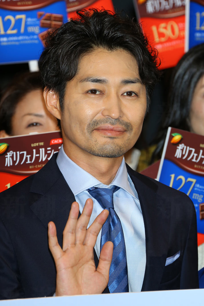 安田顕