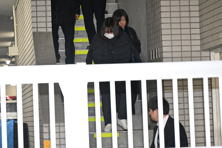 山崎由香理
