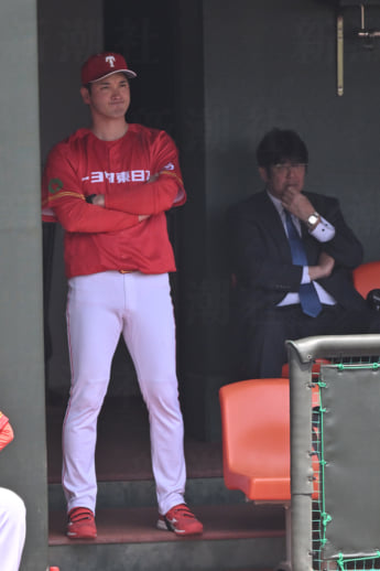 25年17号グラビア 大谷翔平_2