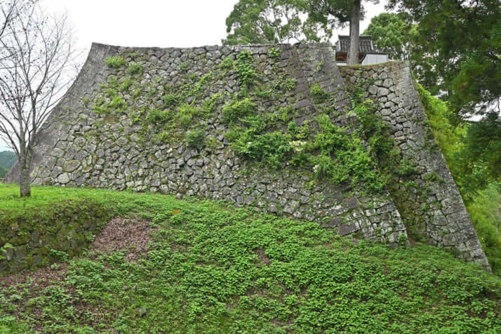 岡城