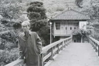 川端康成