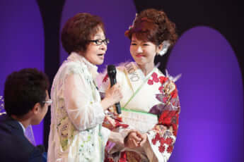 大沢桃子_2_浅香光代