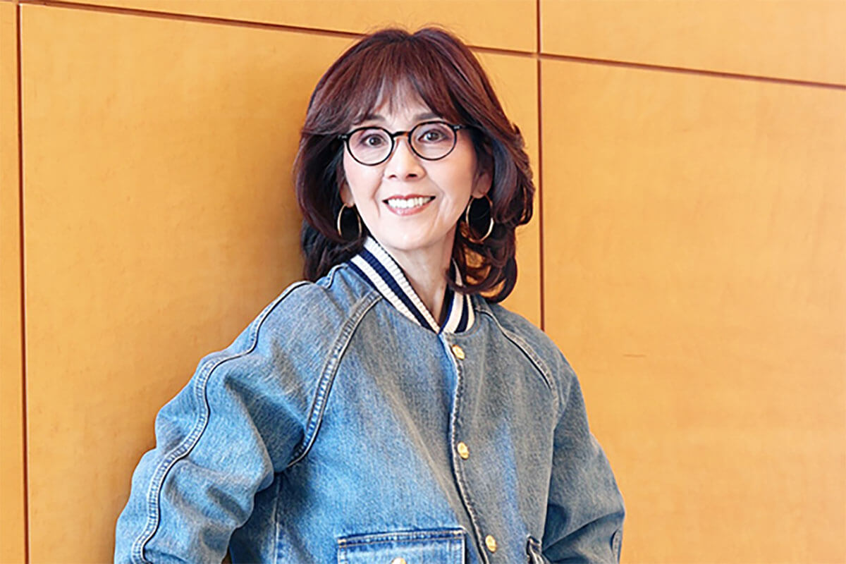 77歳柏木由紀子、SNSで魅せるおしゃれライフ!ファッション、食、趣味…生きいきとした日常にファン感動