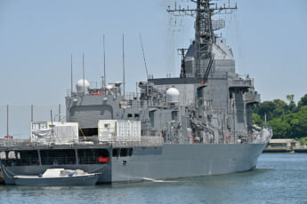 25年18号グラビア レールガン_6