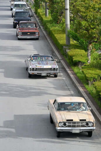 25年19号グラビア アメ車_19