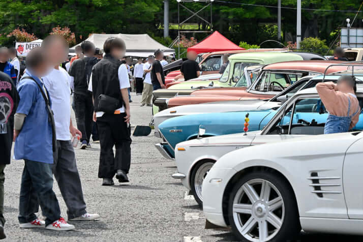 25年19号グラビア アメ車_27