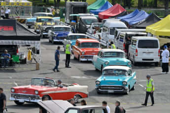 25年19号グラビア アメ車_28