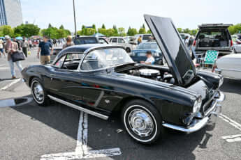 25年19号グラビア アメ車_3