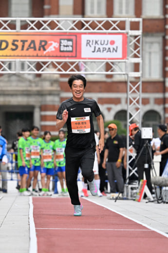 25年19号グラビア スピードスター_22