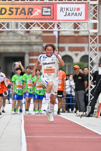 25年19号グラビア スピードスター_3