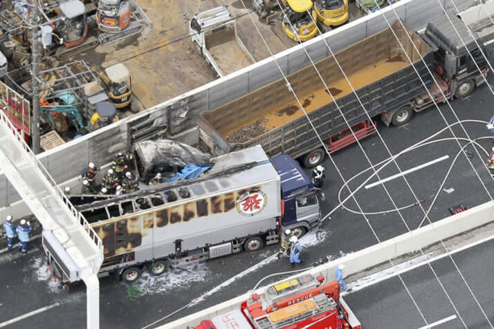 首都高事故の現場