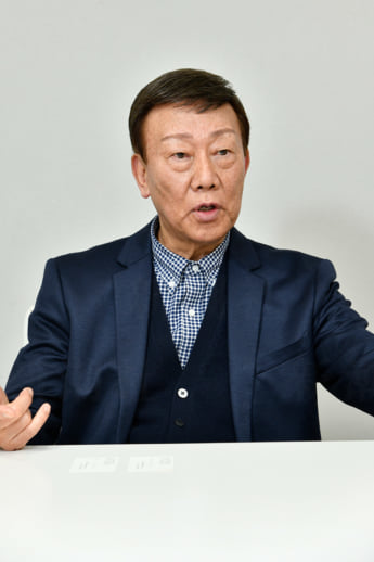 橋幸夫