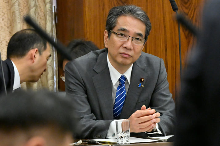 江藤拓