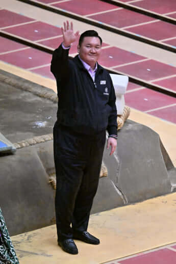 宮城野親方