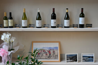 25年21号グラビア とみおかワイナリー_8