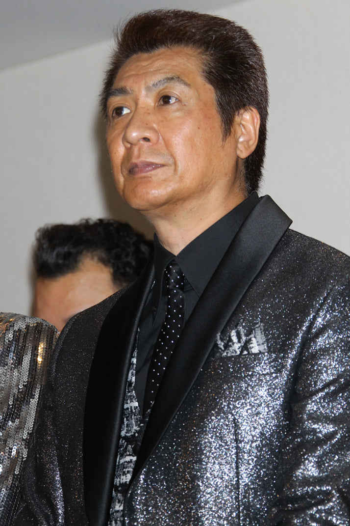 山川豊
