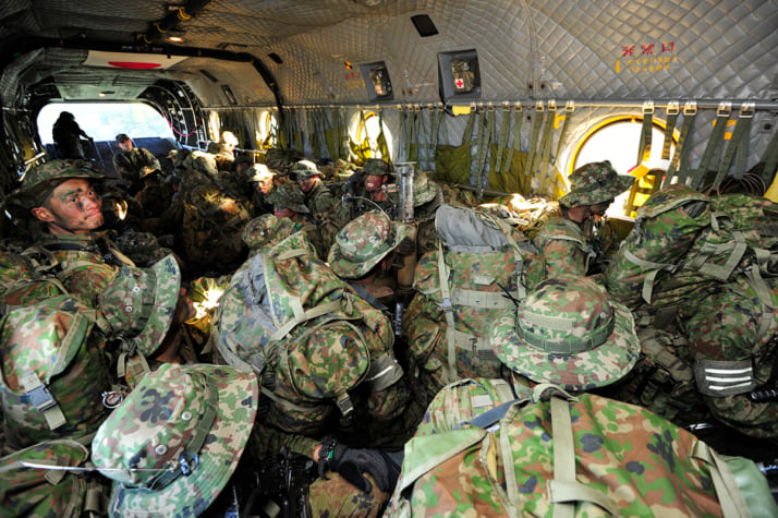 自衛隊イメージ