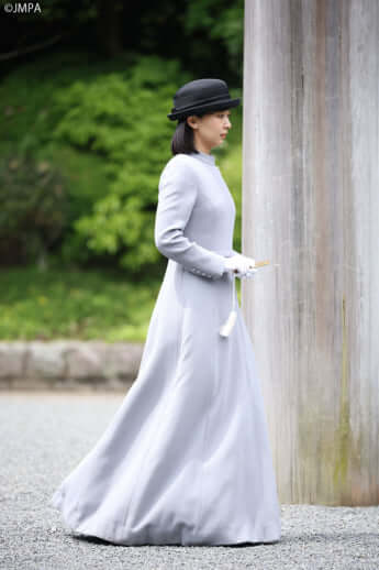 25年24号グラビア 佳子さま_8