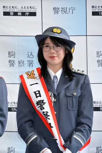 25年24号グラビア 警察署長_7