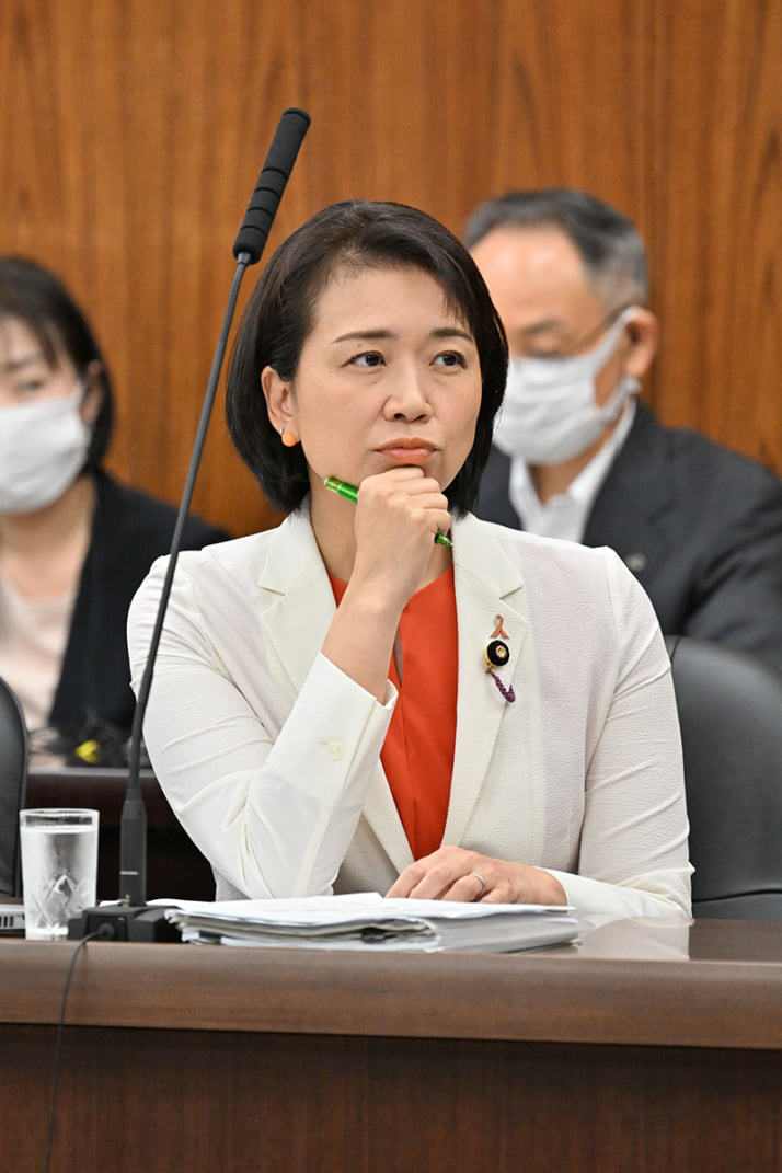 伊藤孝恵4