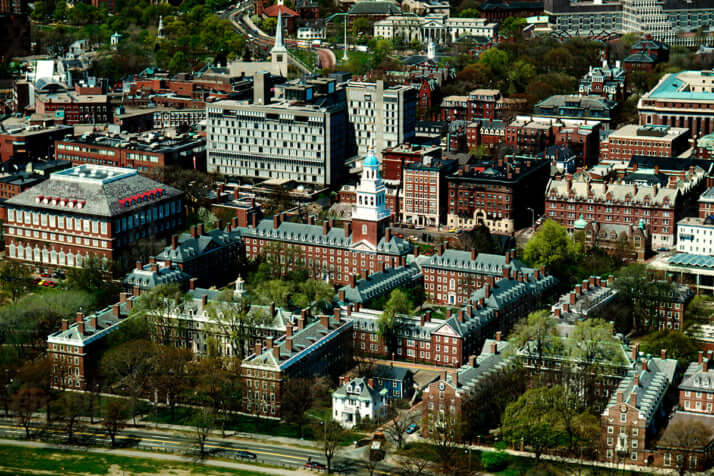 ハーバード大学