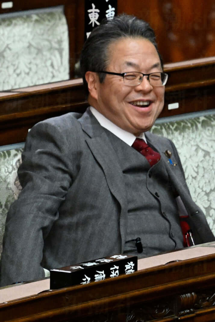 世耕弘成
