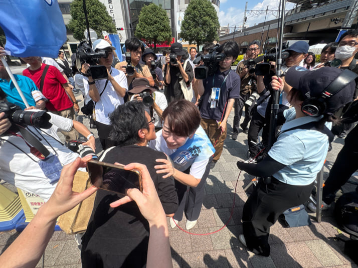 山尾志桜里