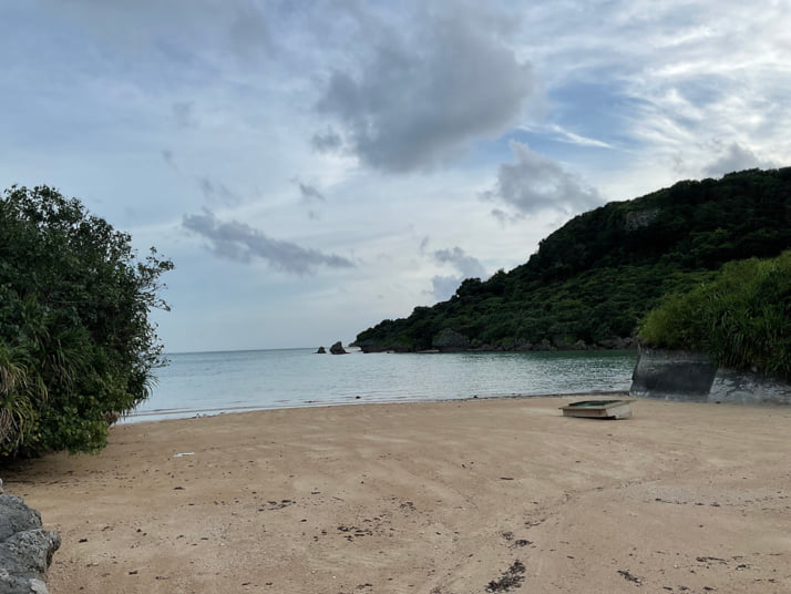 アーヂ島