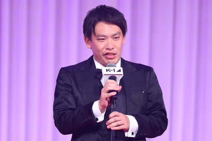 箕輪厚介