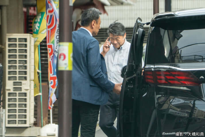 25年30号グラビア 重臣の夏_1