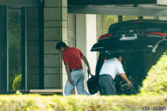 25年30号グラビア 重臣の夏_2